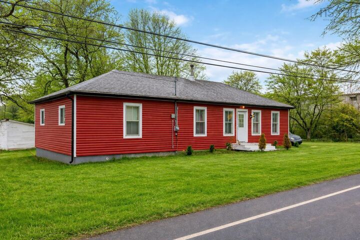 9773 Highway 8 — photo 1