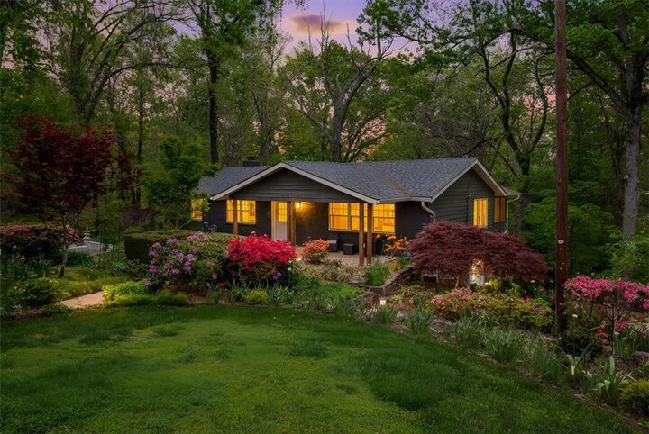 Property Photo: 821 Lakeview Drive AR 72756