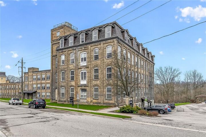 140 West River Street 405 — photo 1