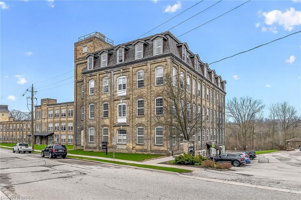 Property Photo: 140 West River Street 405 ON N3L 3E2