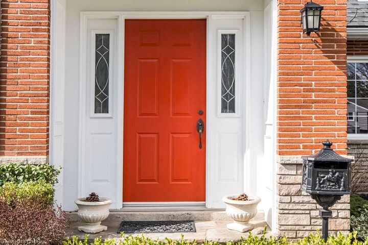 Property Photo:  587 Sharalin Court  ON L7T 2N7 