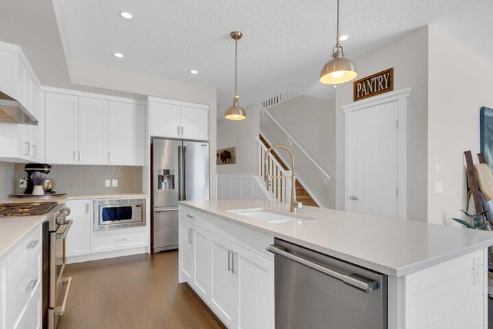 Property Photo:  21 Masters Place SE  AB T3M 2L4 