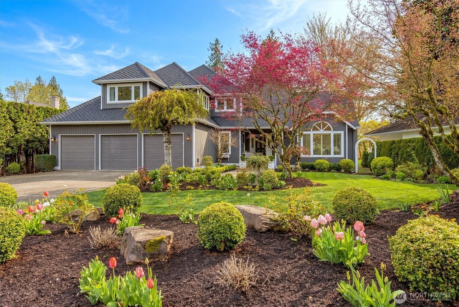 Property Photo:  14127  205th Avenue NE  WA 98077 