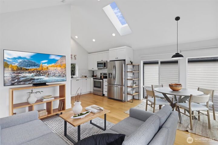 Property Photo:  10055  8th Avenue NW B  WA 98177 