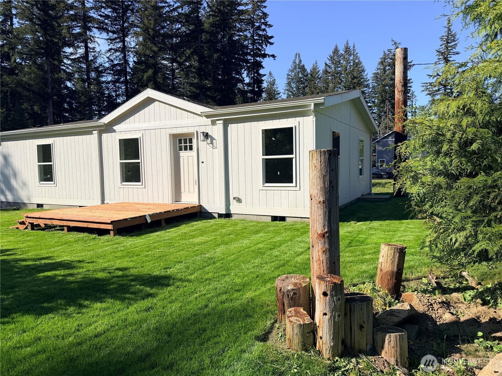 Property Photo:  6184  Azure Way  WA 98266 