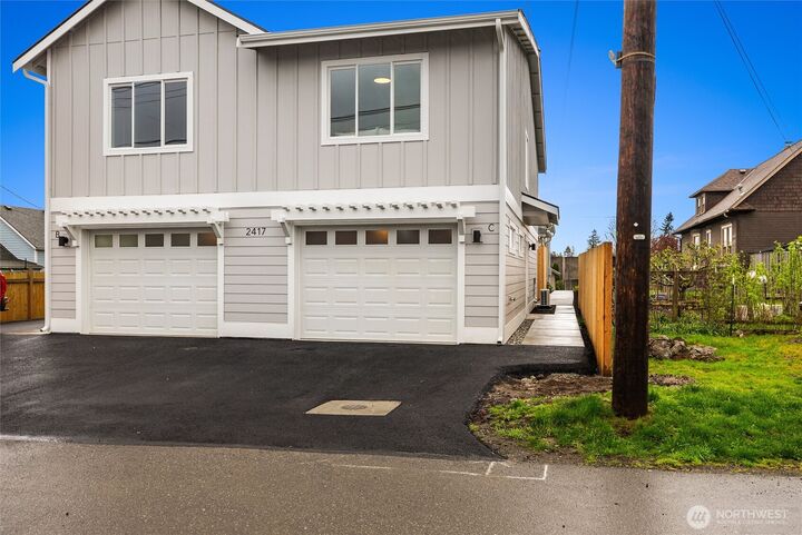 Property Photo: 2417 Harrison Avenue C WA 98201