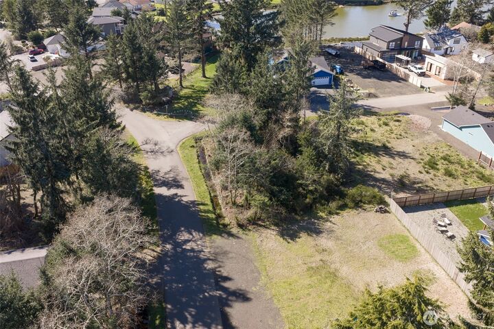 Property Photo:  298  Glacier Court SE  WA 98569 
