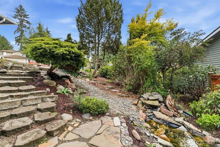 Property Photo:  4920 S 315th Place  WA 98001 