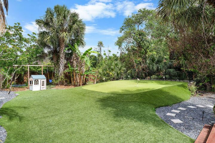 Property Photo:  1850 SW Crane Creek Avenue  FL 34990 