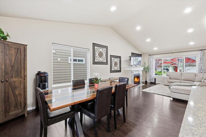 Property Photo:  6831 S Blackwing Ct  WA 99224 