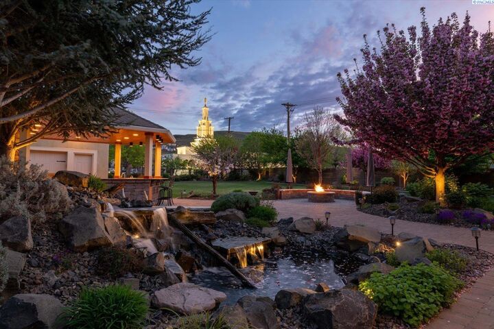 Property Photo: 1799 Silver Court WA 99352