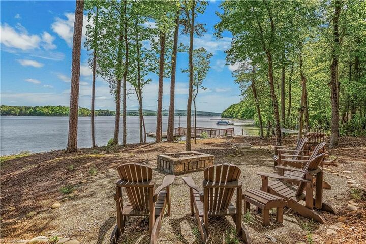 Property Photo:  695 Scout Road  NC 27292 