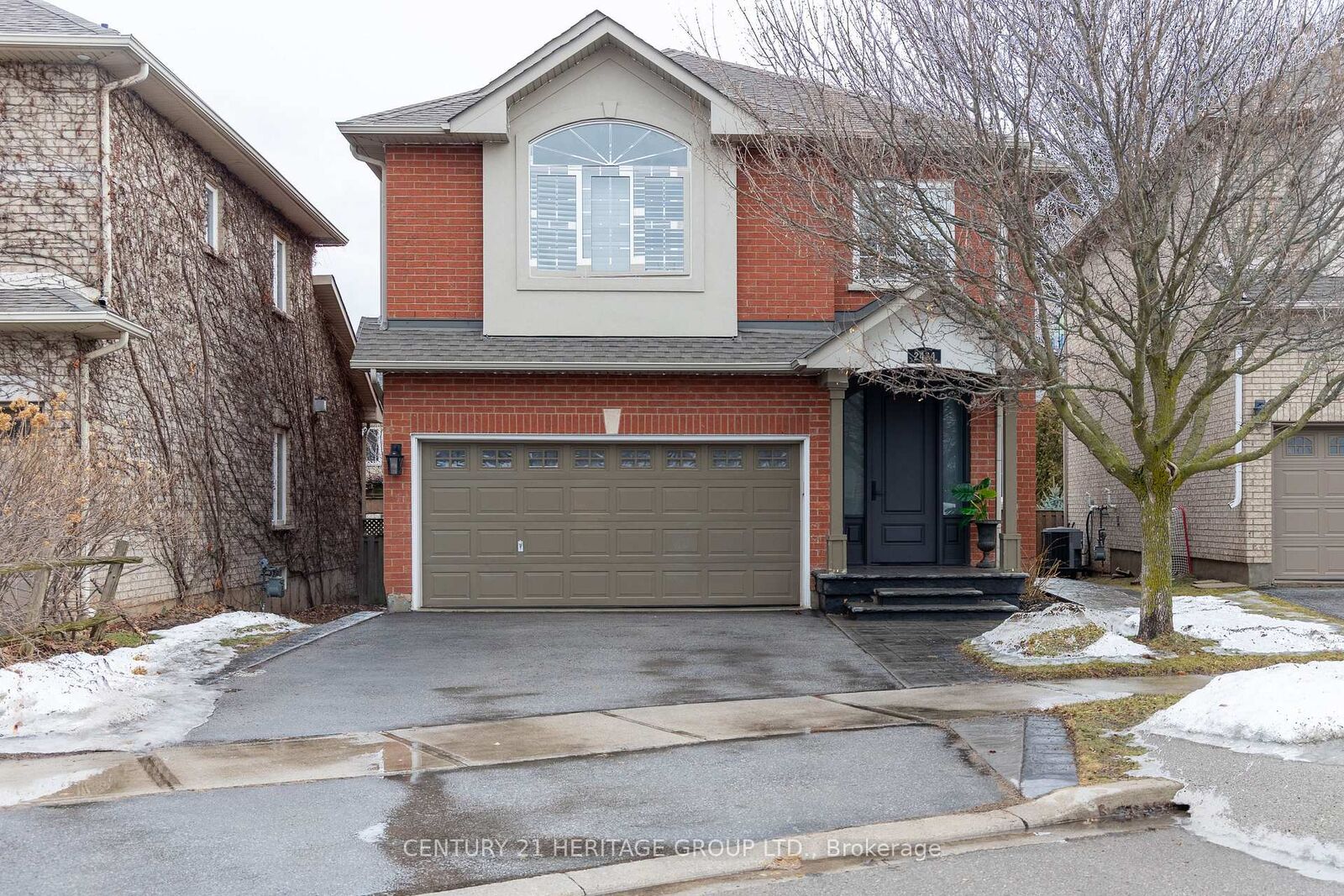 Property Photo: 2434 Blue Holly Crescent ON L6M 4V4