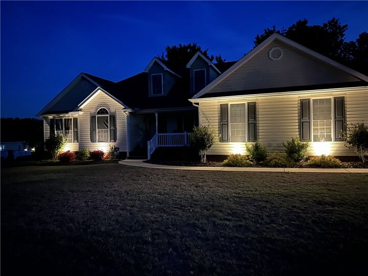 Property Photo:  108 Sweet Springs  SC 29625 