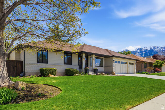 Property Photo:  8917 S Sunridge Dr E  UT 84093 