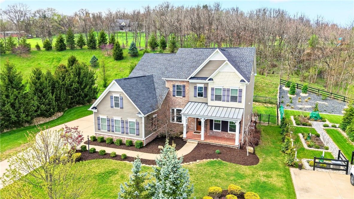 Property Photo:  222 Evandale Road  PA 15317 