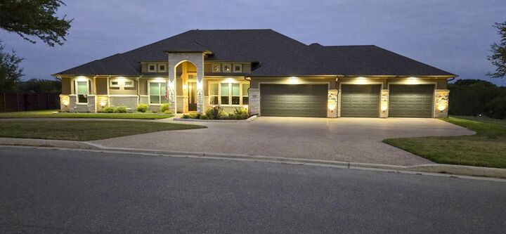 Property Photo:  4013 Turning Leaf Drive  TX 76559 