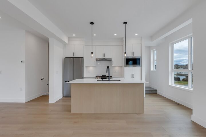 30501 Robin Drive 19 — photo 1