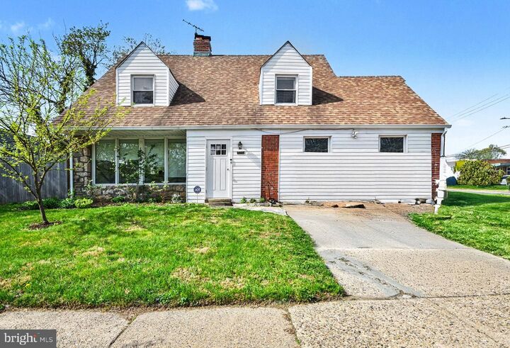 Property Photo:  916 E Gowen Avenue  PA 19150 