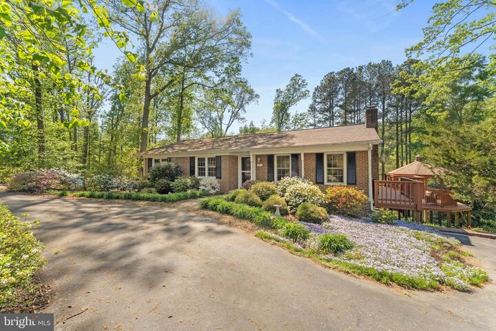 Property Photo:  300 Braehead Drive  VA 22401 