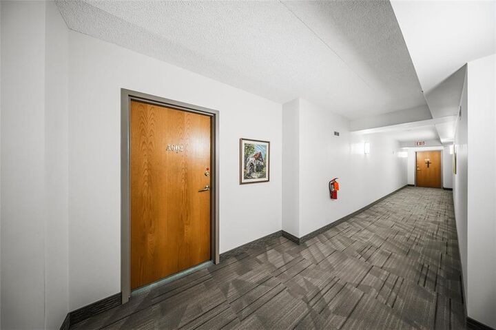 Property Photo:  15 Valhalla Drive  MB R2G 4G8 