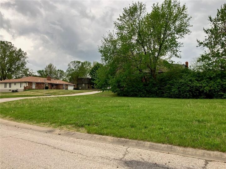 Property Photo:  1826 N 78th Terrace  KS 66112 