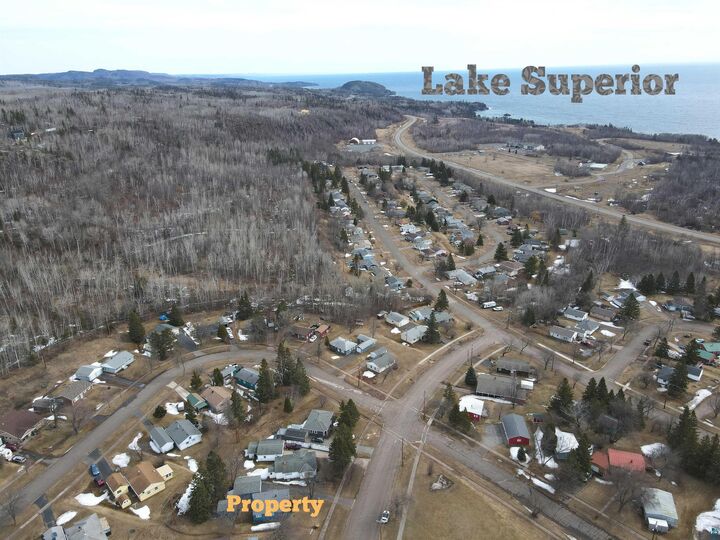 Property Photo:  18 Banks Blvd  MN 55614 