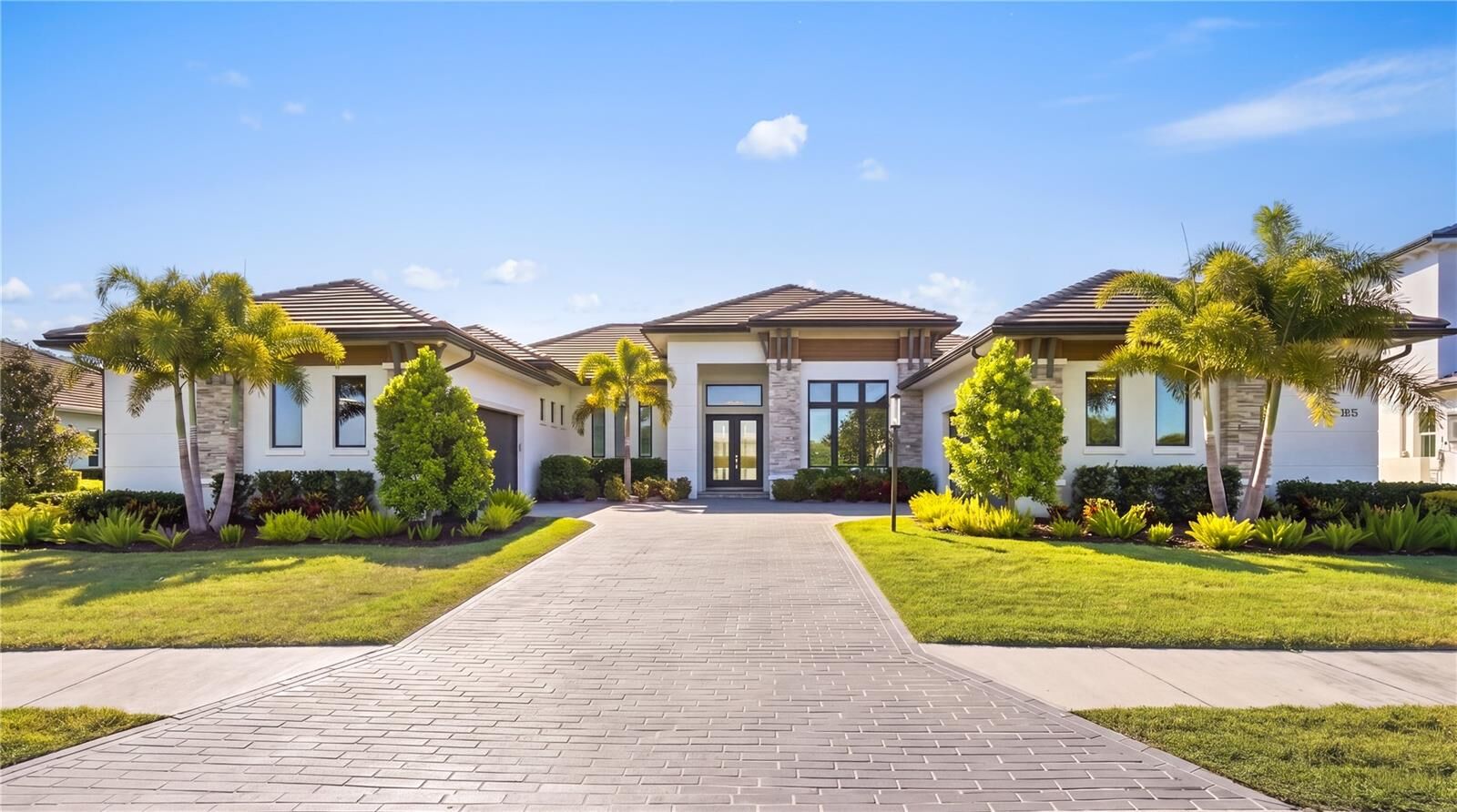 Property Photo:  1815 Rio Vista Terrace  FL 34219 