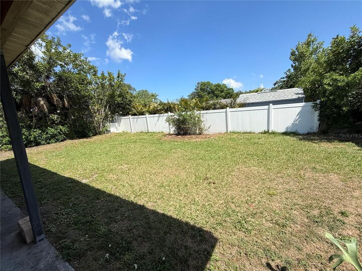 Property Photo:  600 6th Avenue SE  FL 33771 
