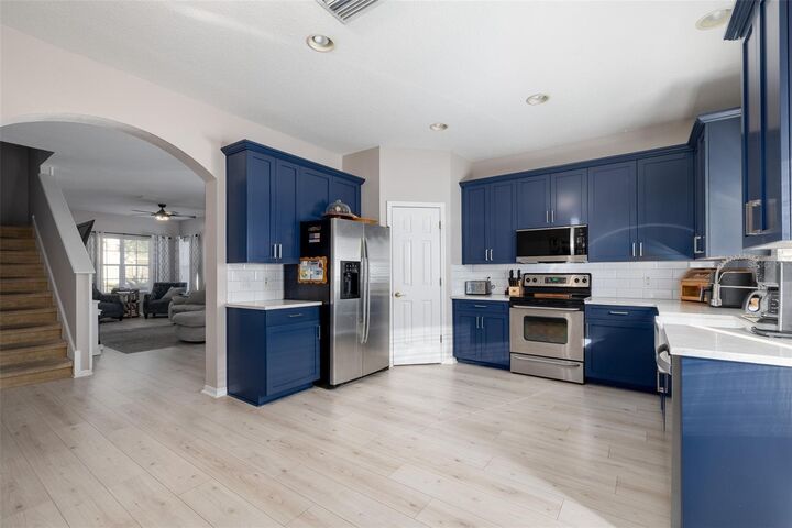 Property Photo:  9004 Grand Bayou Court  FL 33635 