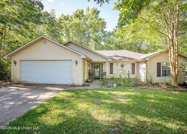 Property Photo:  2193 Bayou View Circle  MS 39553 