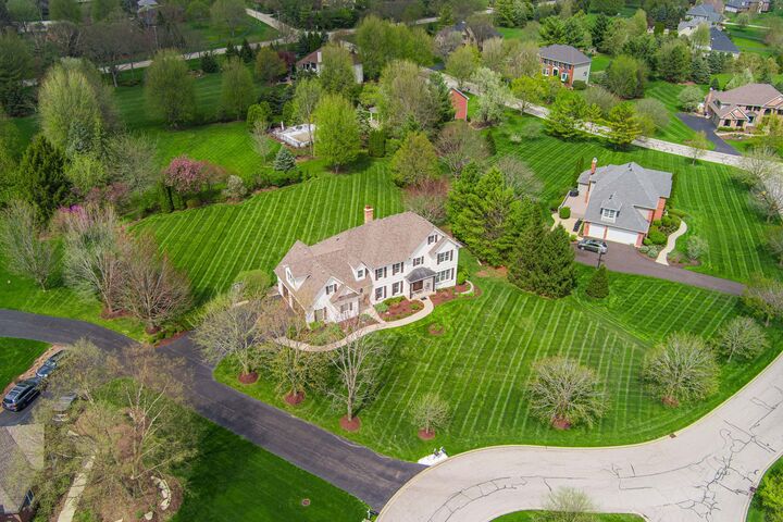 Property Photo:  39W480 Abbey Glen Court  IL 60175 