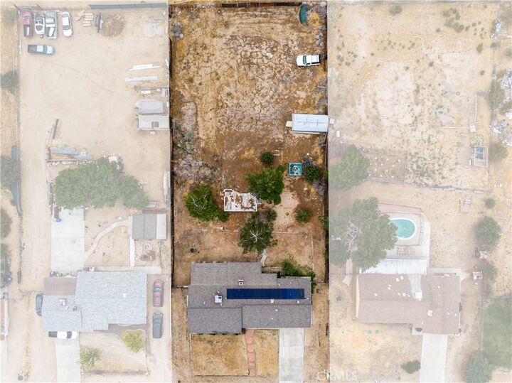 Property Photo:  40030 176th E  CA 93591 