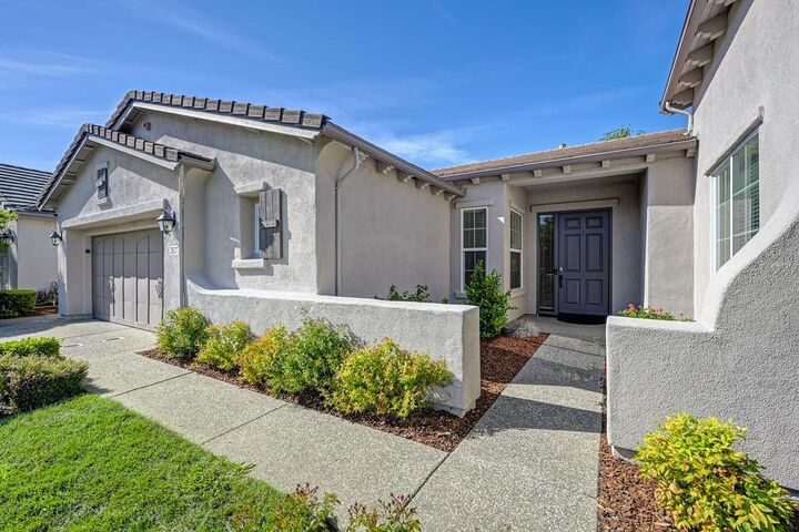 Property Photo:  2827 Rockaway Lane  CA 95835 