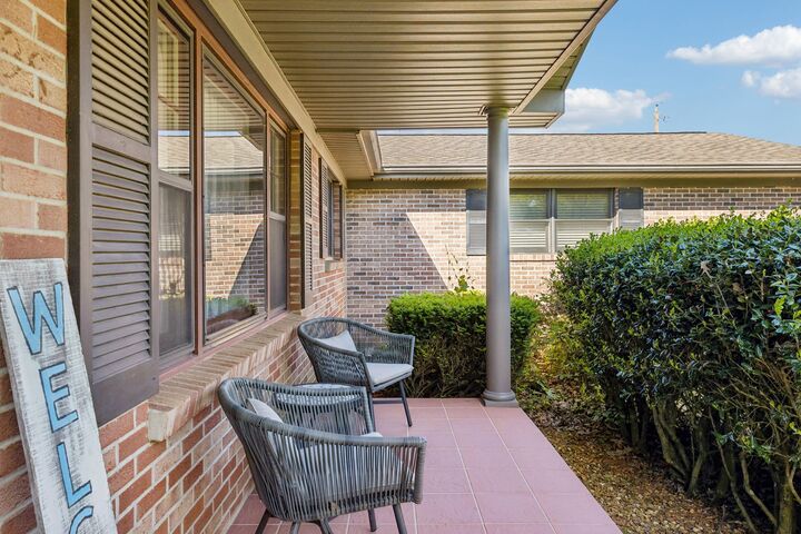 Property Photo: 205 Houghton Dr TN 37398