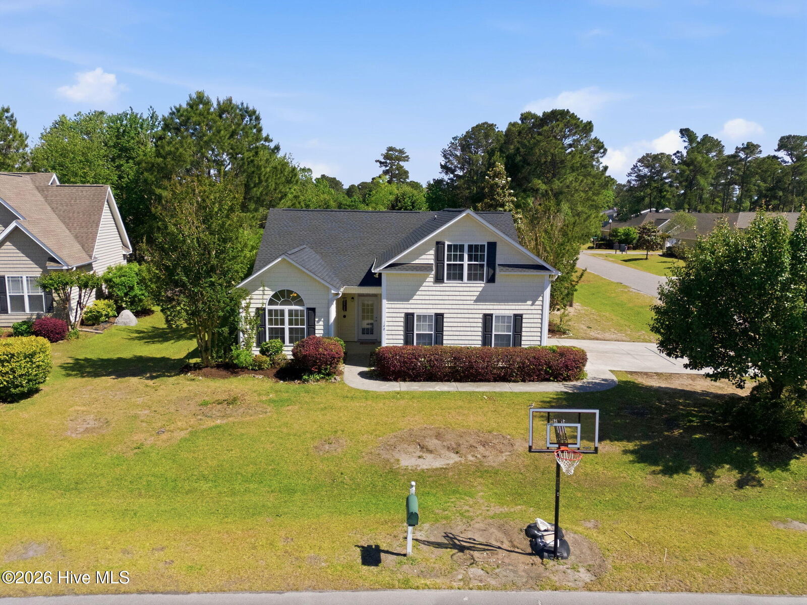 Property Photo:  100 Mulberry Circle  NC 28443 