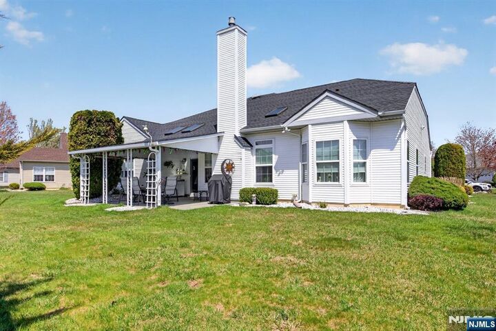 Property Photo:  11 Tuscana Court  NJ 08759 