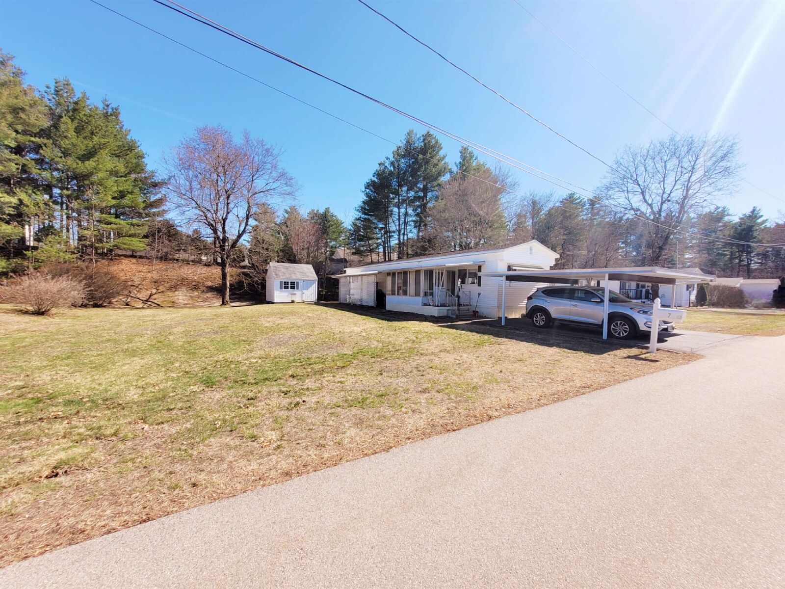 Property Photo:  7 Skyview Drive  NH 03062 