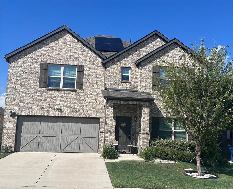 Property Photo: 5913 Pensby Drive TX 76227