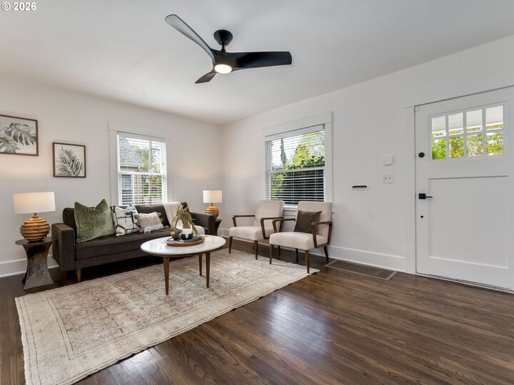 Property Photo:  1214 NE Failing St  OR 97212 