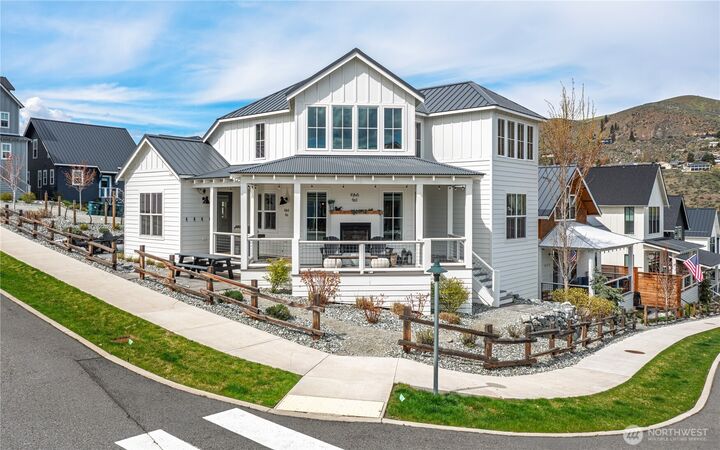 Property Photo:  187  Bobcat Lane  WA 98816 