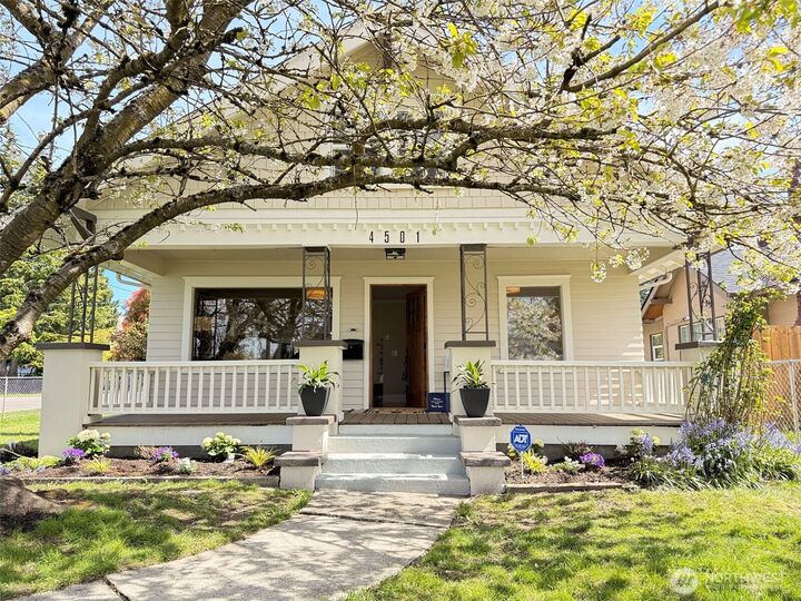 Property Photo: 4501 Pacific Ave WA 98418