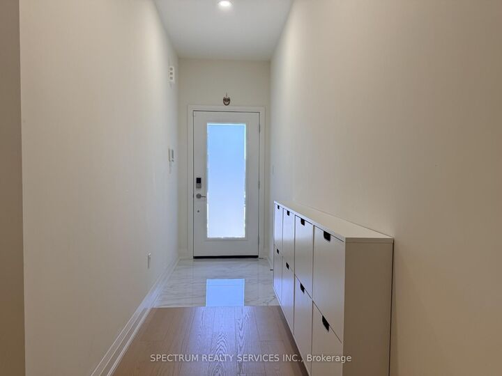 Property Photo: 7436 Matteo Drive ON L2H 3T3