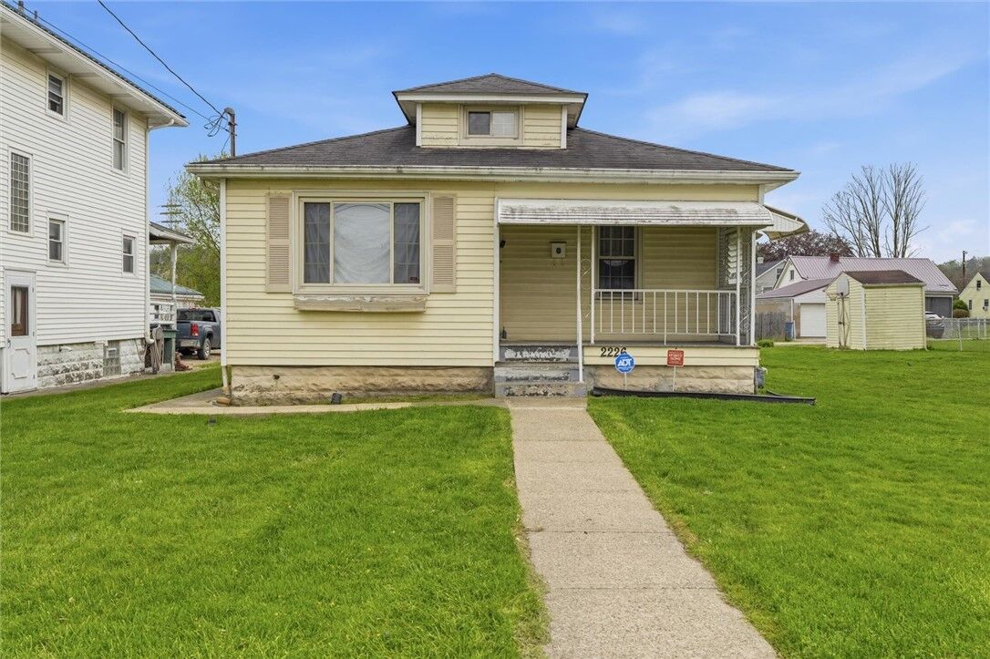 Property Photo:  2226 May Street  PA 15235 