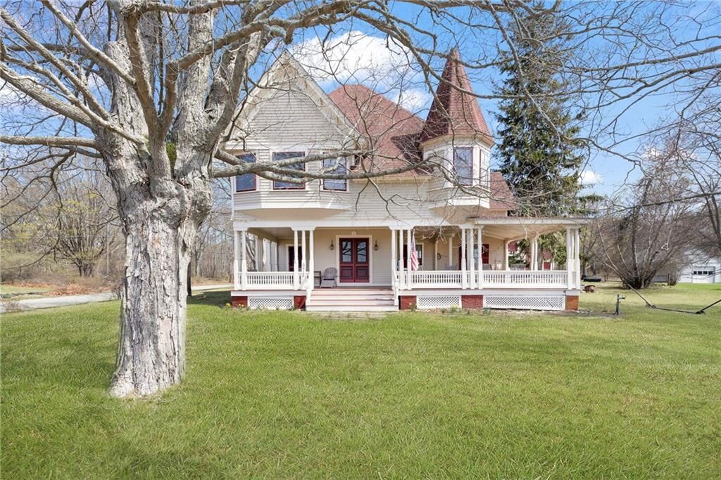 Property Photo:  075 Atlantic Avenue  RI 02872 