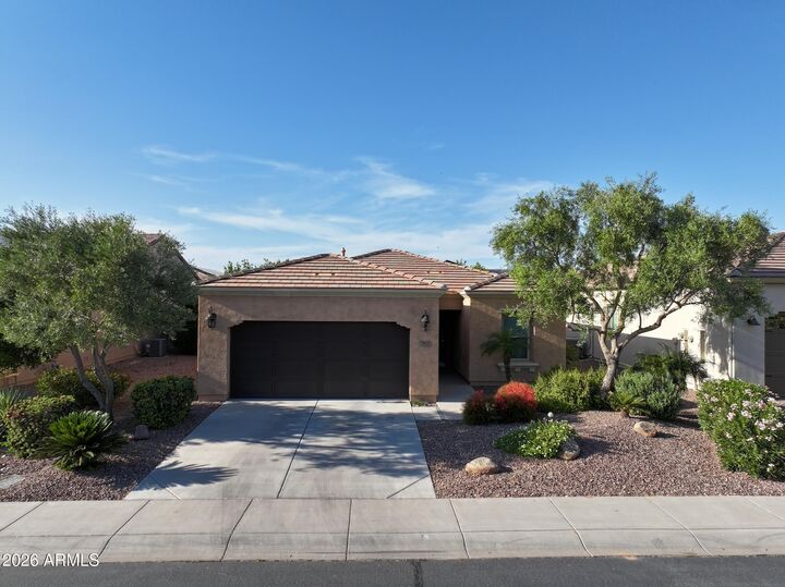 Property Photo:  762 E Laddoos Avenue  AZ 85140 
