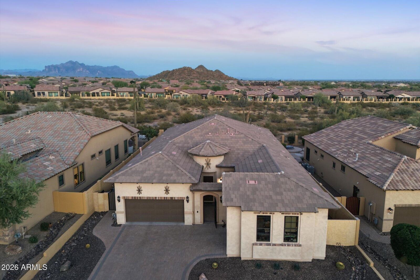 Property Photo:  2155 N Steele --  AZ 85207 