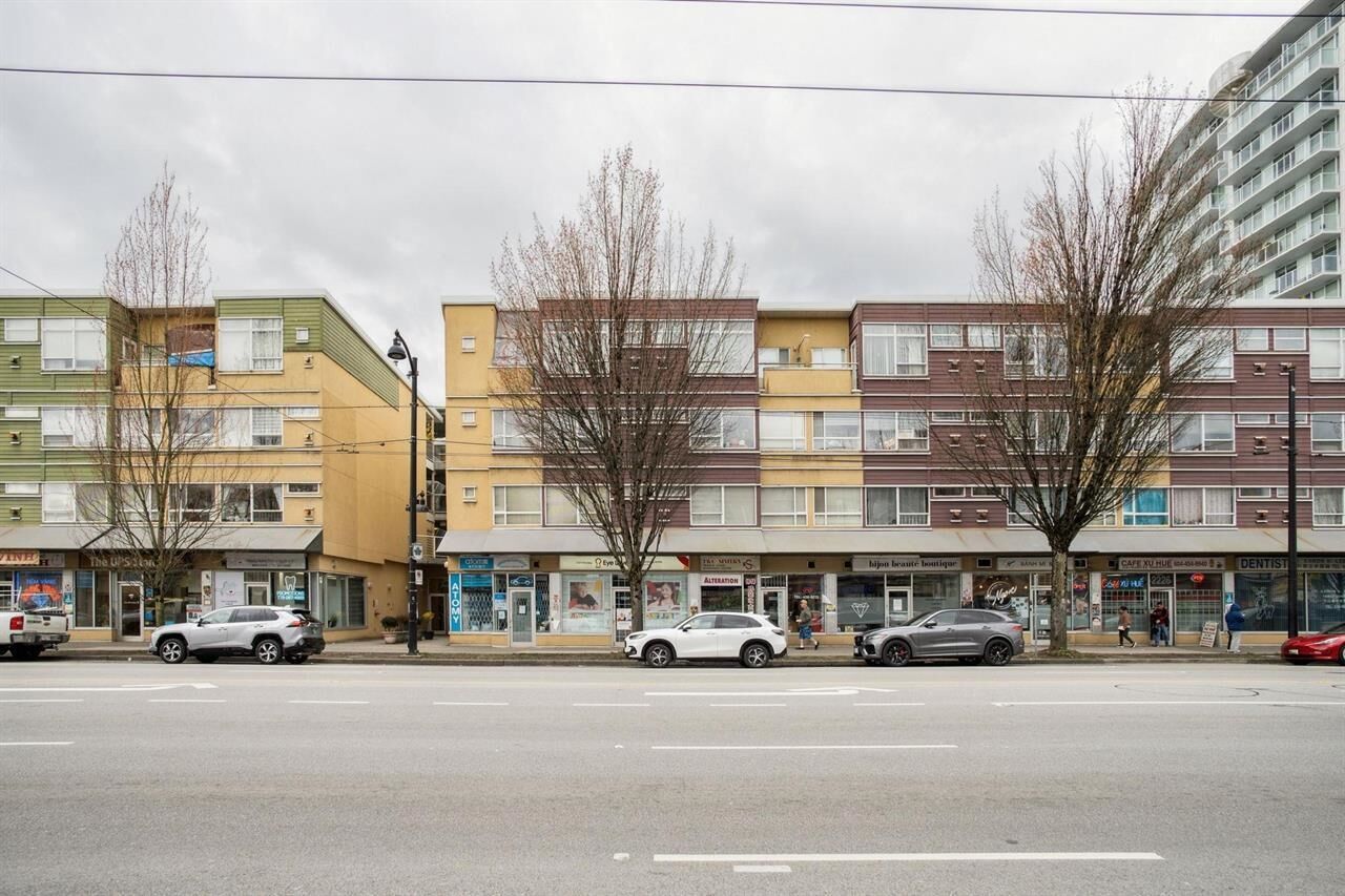Property Photo: 2238 Kingsway 407 BC V5N 2T7