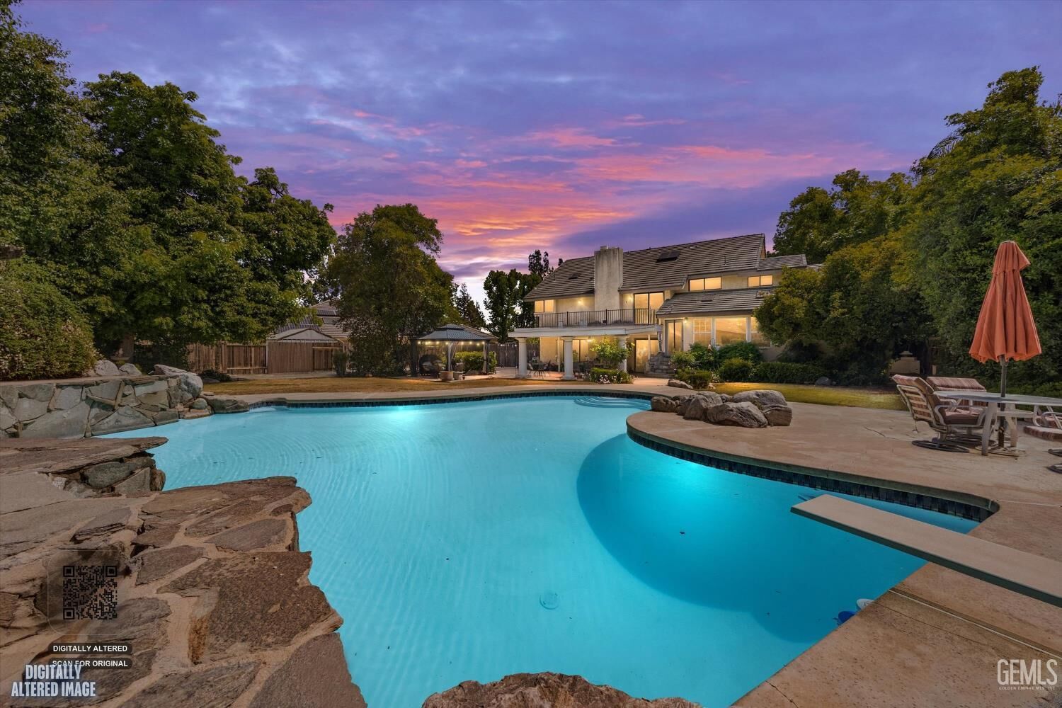 Property Photo:  6600 Audene Way  CA 93308 