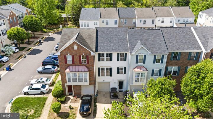 Property Photo:  7864 Dogue Indian Circle  VA 22079 